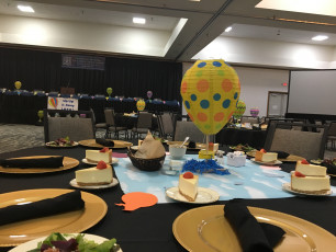 Decorations for the Pre-Convention Dinner.